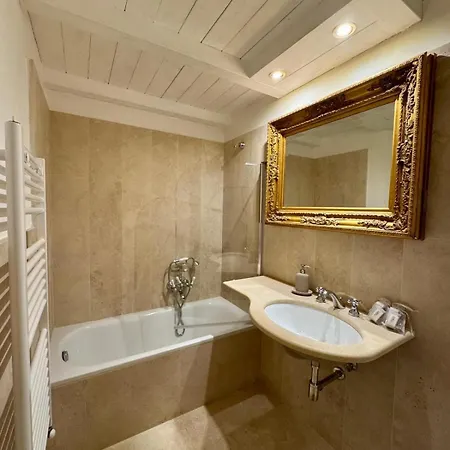 3 Min Station 10 Min Duomo Apartment Florence