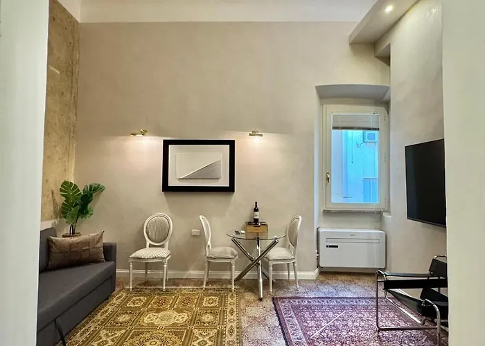 3 Min Station 10 Min Duomo Apartment *